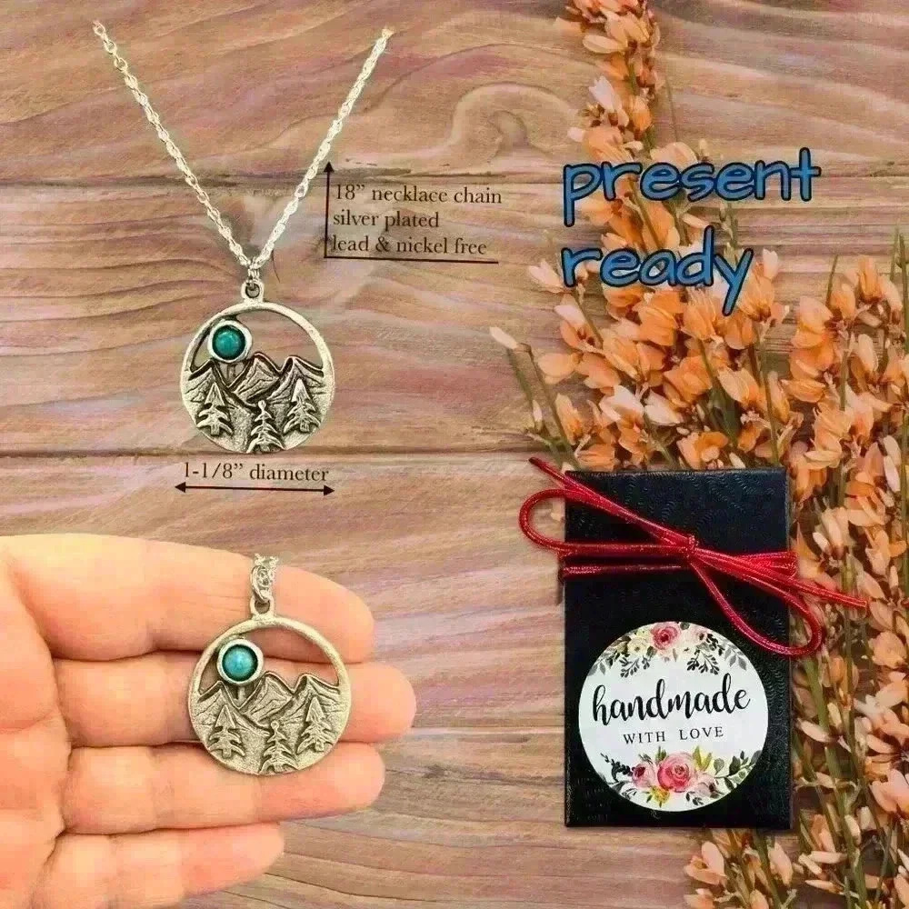 Turquoise Western necklace mountain pendant country jewelry Boutique - Picture 6 of 11